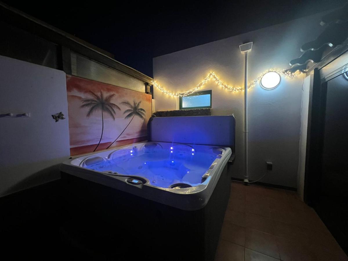Casa Orilla! Beautiful Private Holiday Villa With Hot Tub ラ・オリーバ エクステリア 写真