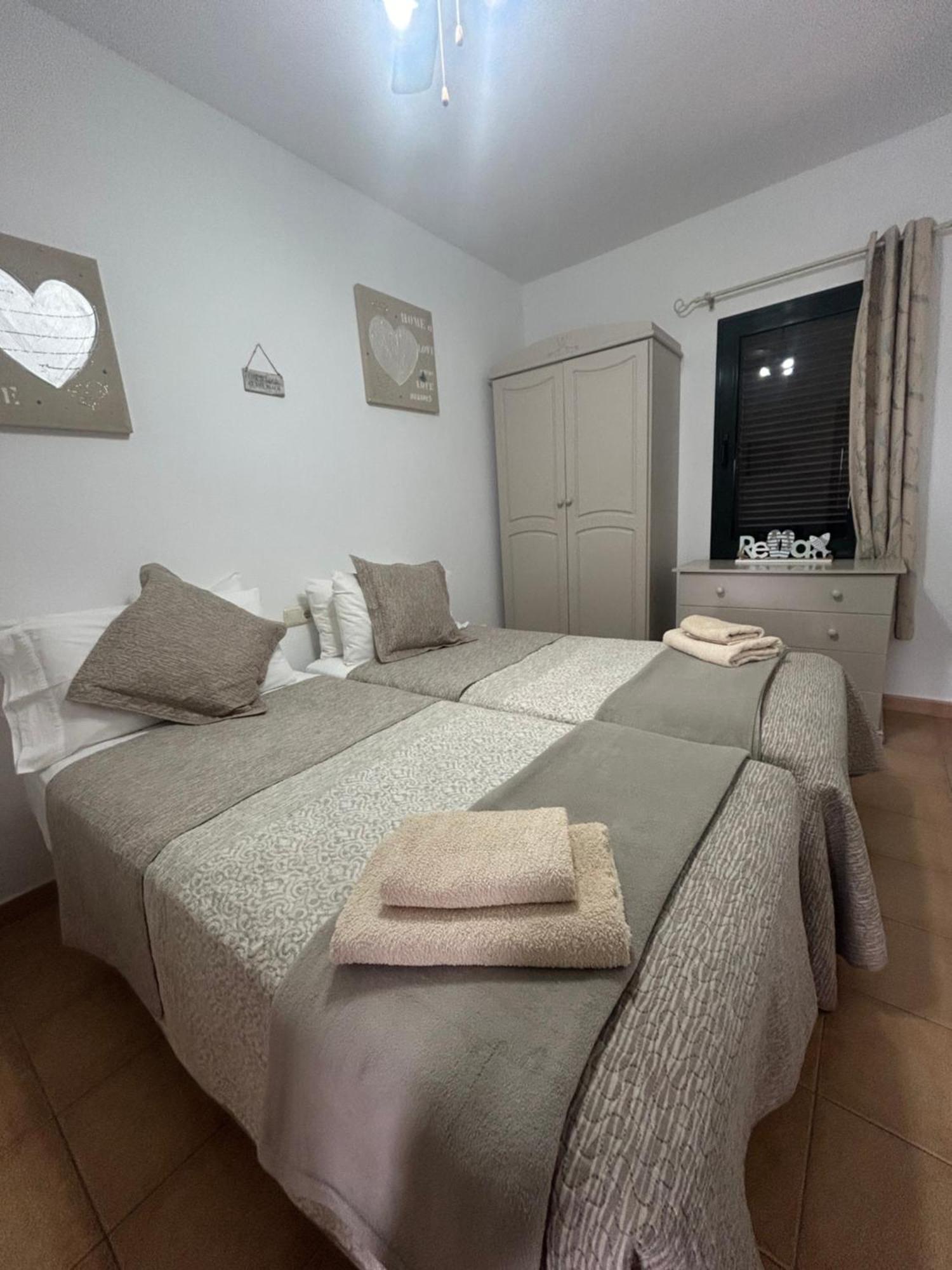 Casa Orilla! Beautiful Private Holiday Villa With Hot Tub ラ・オリーバ エクステリア 写真