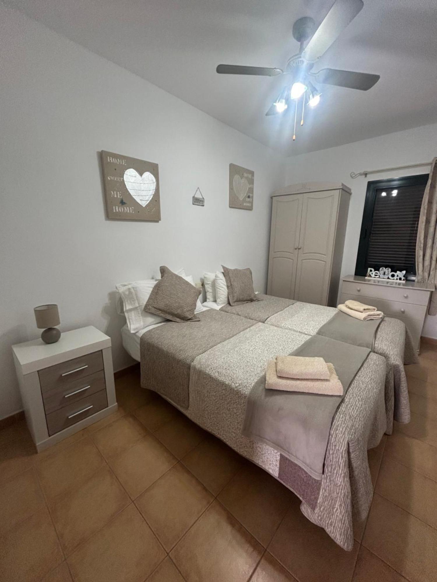 Casa Orilla! Beautiful Private Holiday Villa With Hot Tub ラ・オリーバ エクステリア 写真